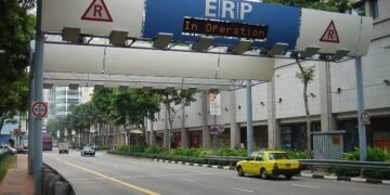 Jalan Tol Singapura: Motor Masuk, Tak Perlu Loket