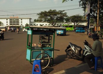 Tentang Nafkah Halal