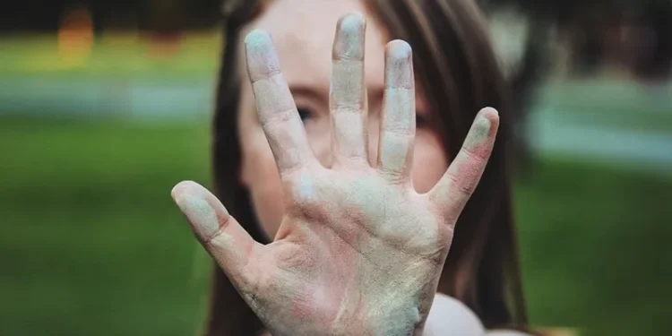 Perempuan, Wanita, dan Perempuan