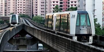 LRT Singapura; Membelah Gedung-Gedung Tinggi